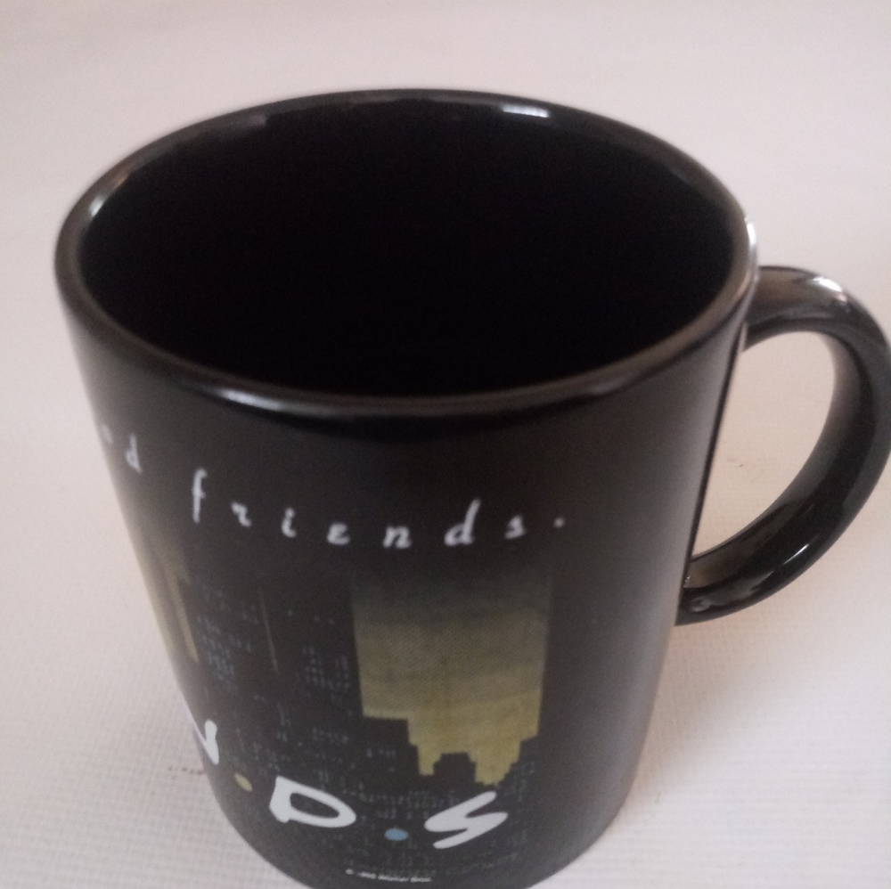 F.R.I.E.N.D.S - Picture 2 of 7